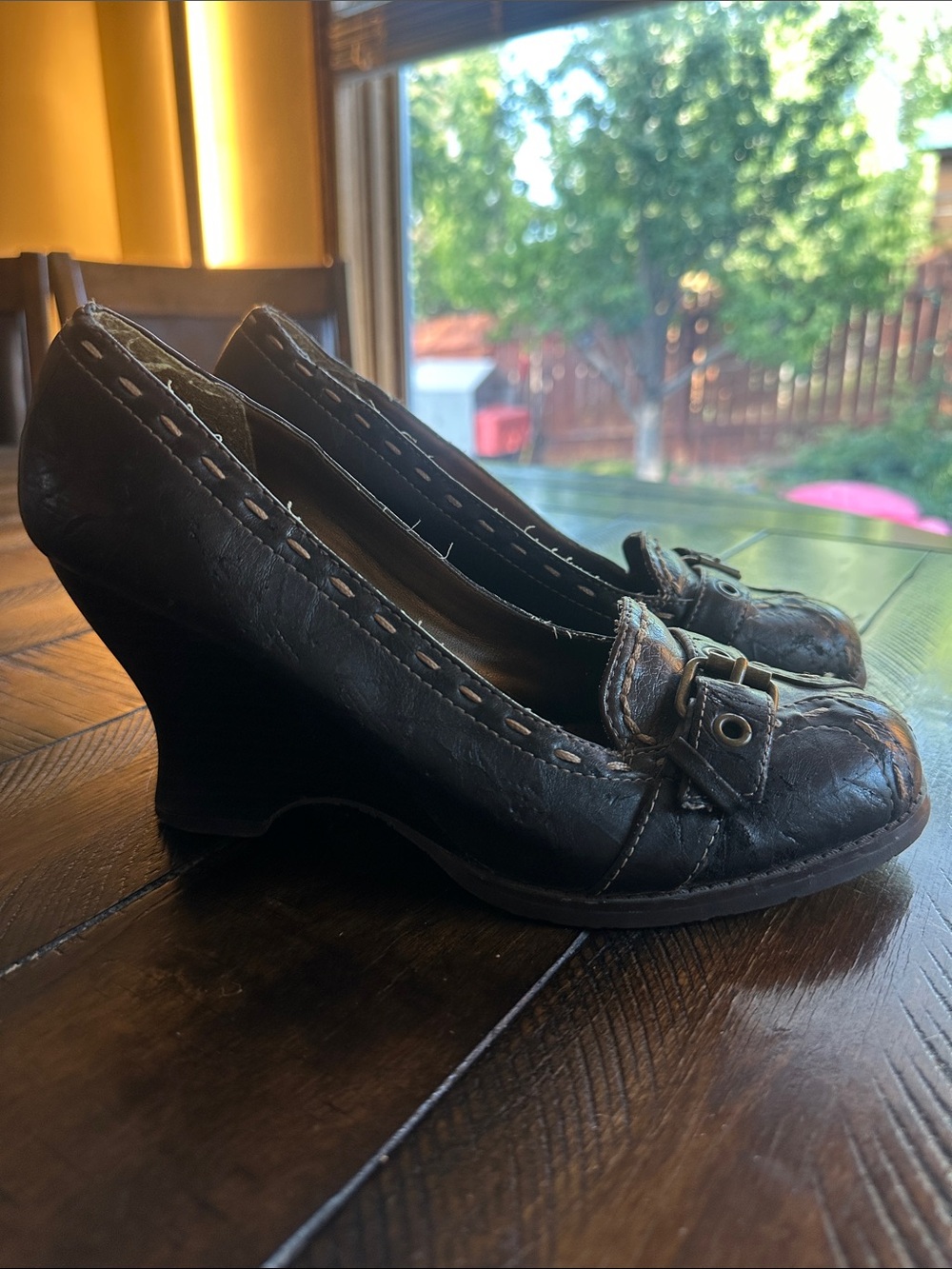 R2 Black Leather Wedge Pumps with Buckle Detail